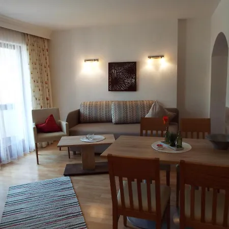 Apartment Haus Jakober *