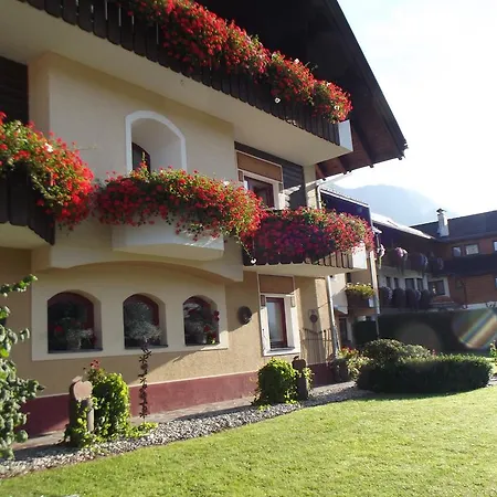 Haus Jakober *
